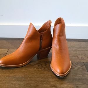 Poppy Barley The Two Point Five Ankle Boot